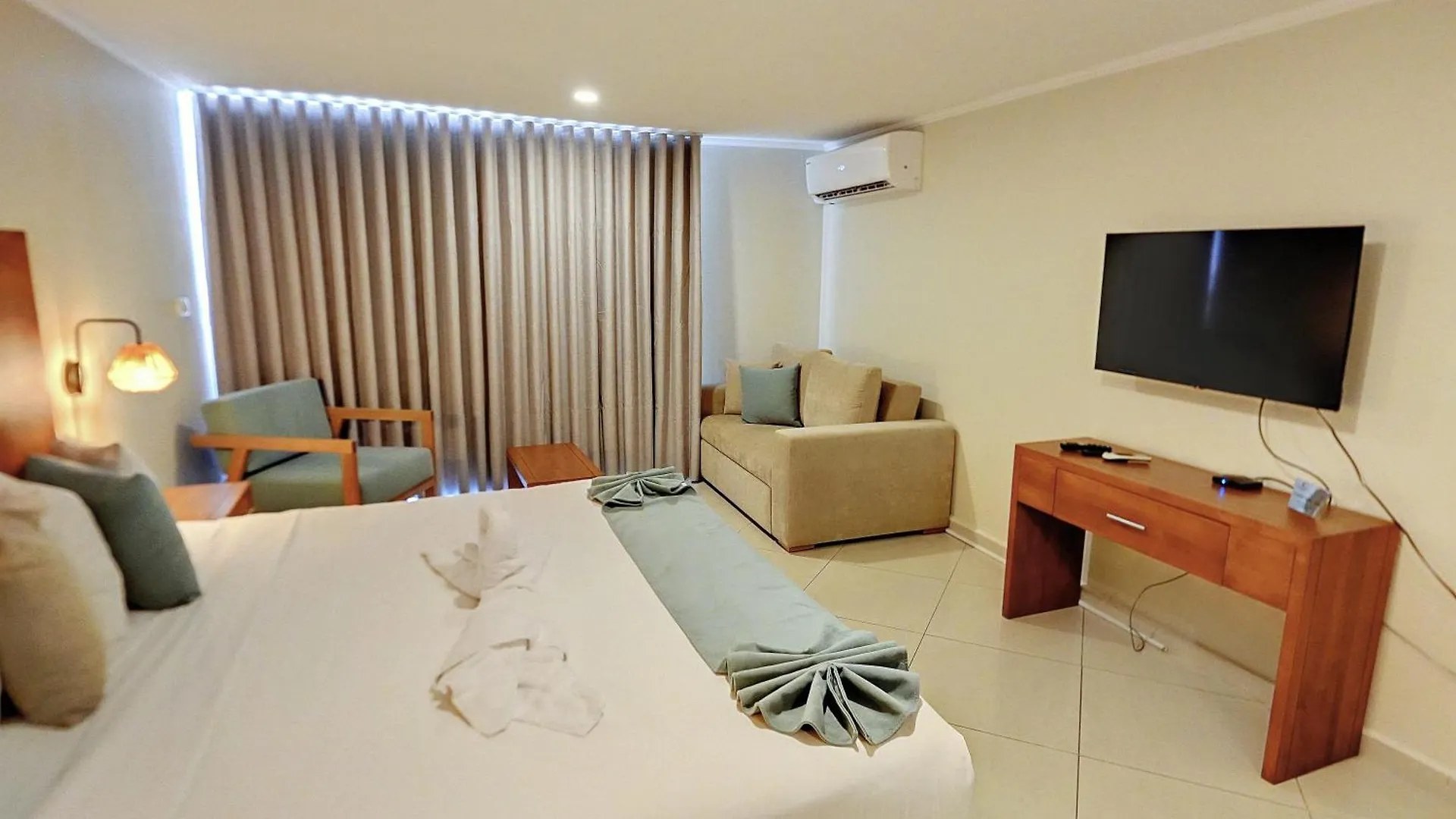 City Suites & Beach Hotel Willemstad