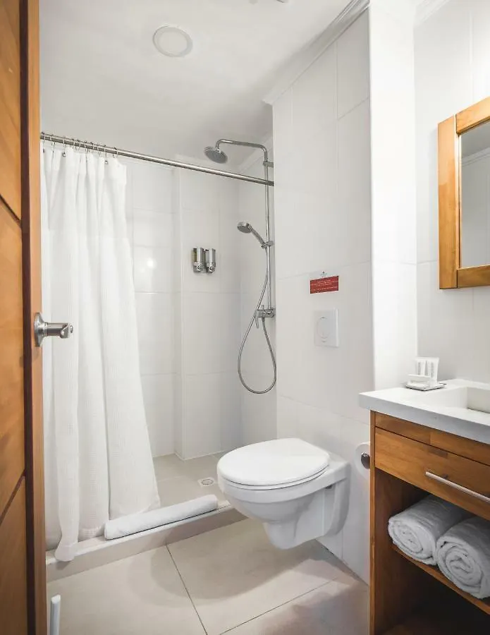 City Suites & Beach Hotel Willemstad 3*,