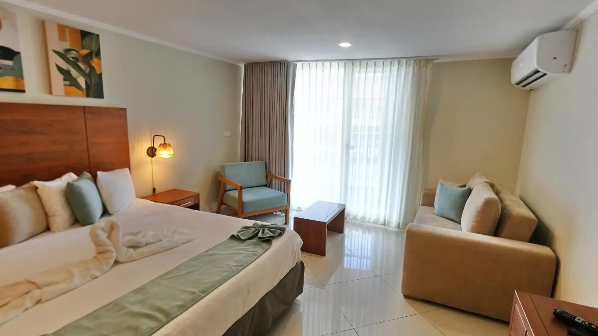 City Suites & Beach Hotel Willemstad