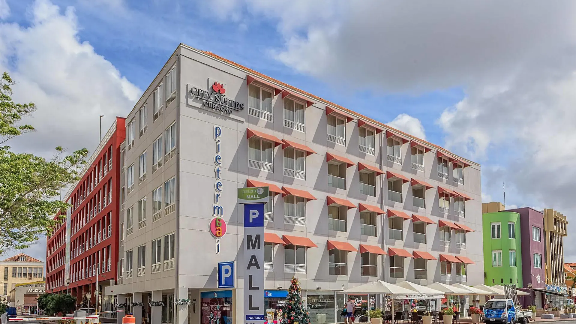 City Suites & Beach Hotel Willemstad 3*,