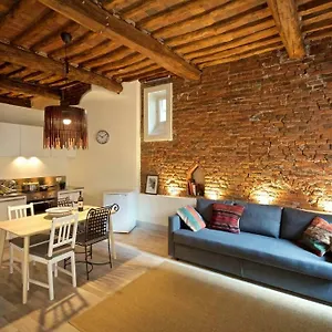 Casa Nora , Lucca Italia