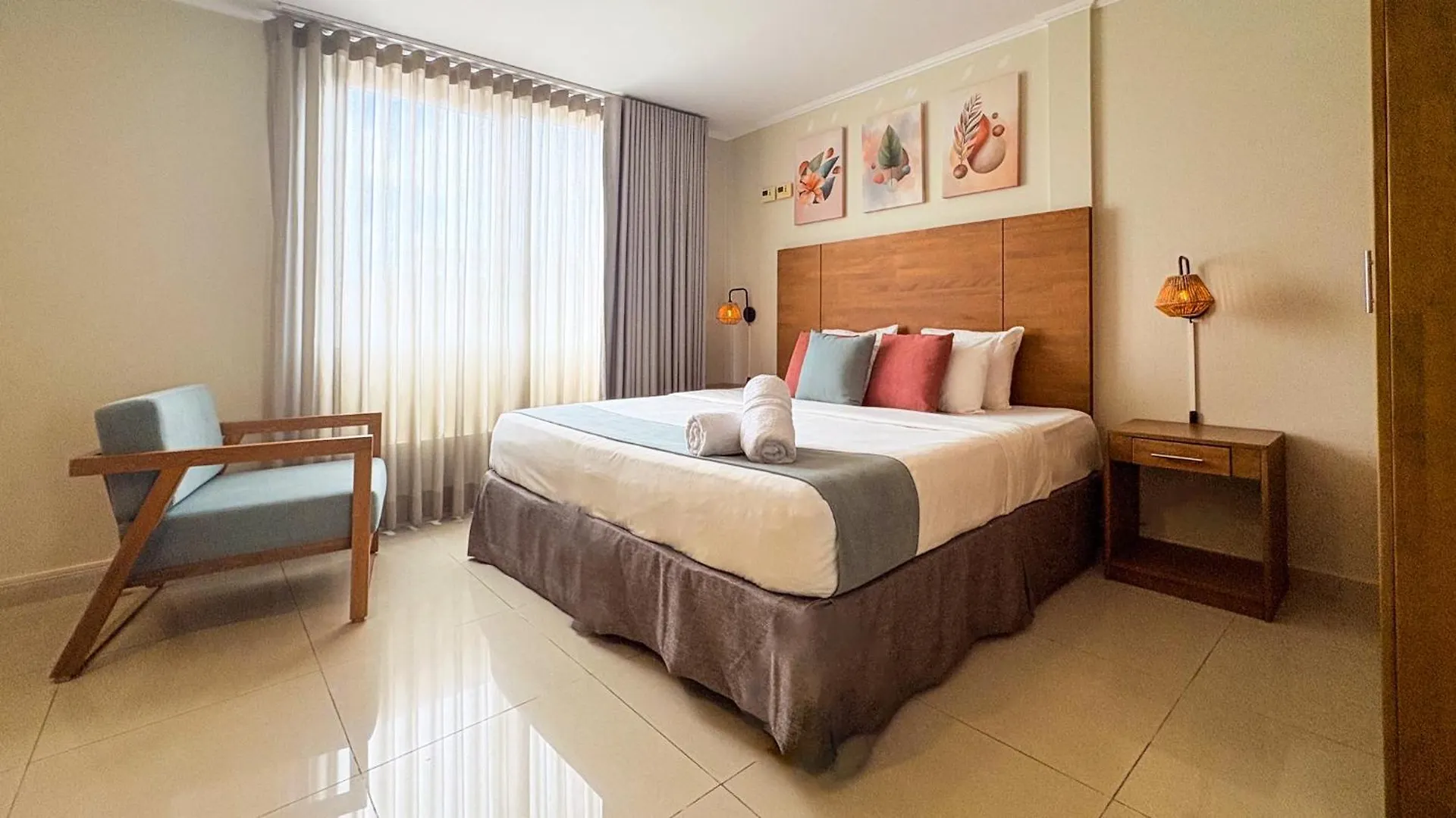 City Suites & Beach Hotel  Willemstad